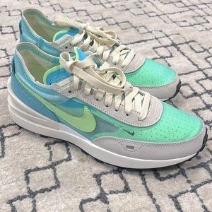 Nike women’s Waffle One sneakers, size 7.5